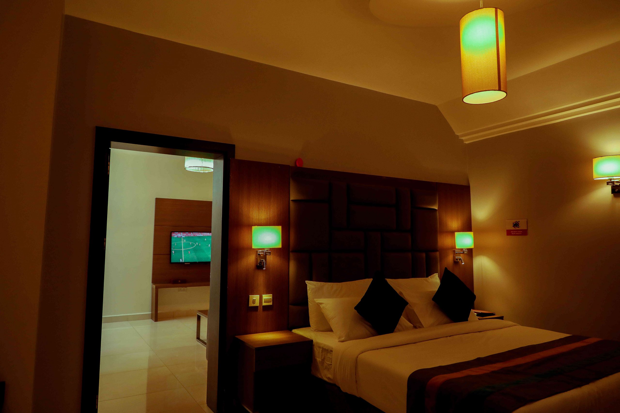 Presidential Suite room, wide view
